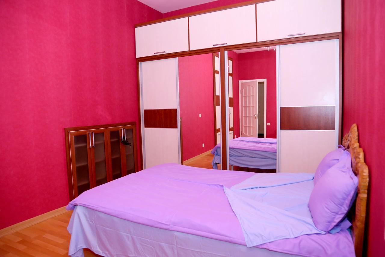יירבאן Apartment On 11 Amiryan Street מראה חיצוני תמונה