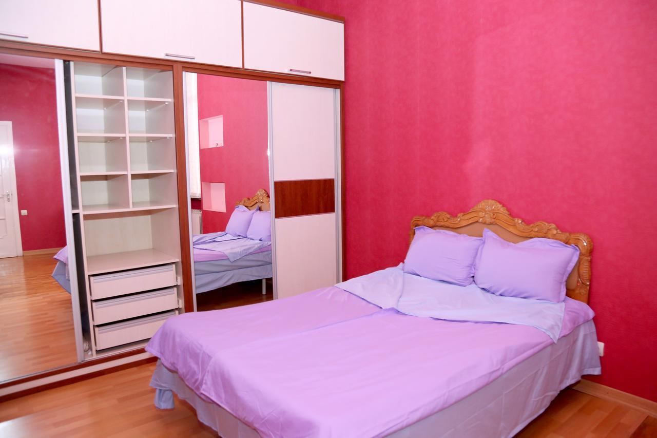 יירבאן Apartment On 11 Amiryan Street מראה חיצוני תמונה